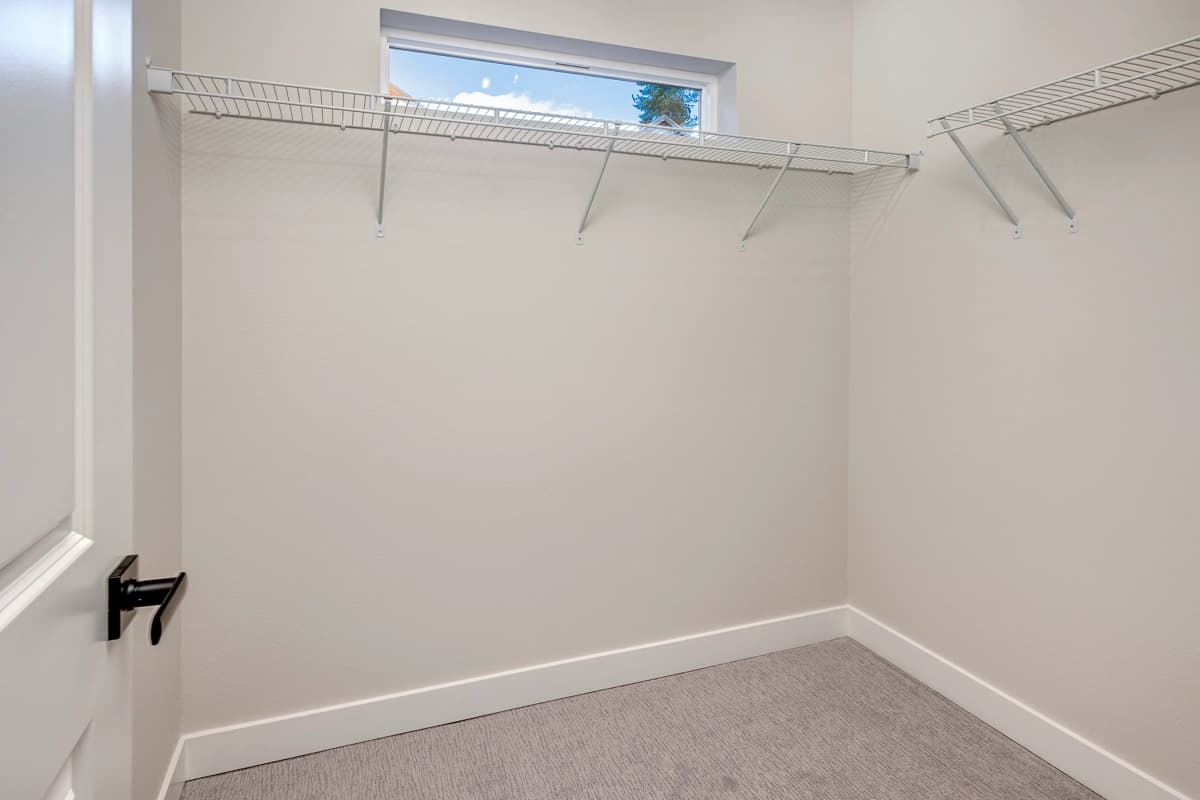 Gallery image 10-2