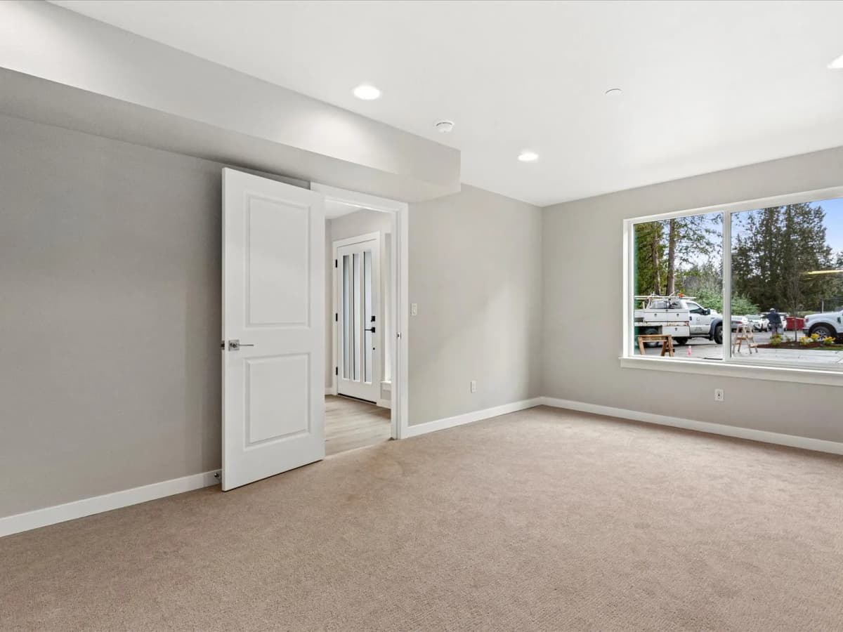Gallery image 1-0