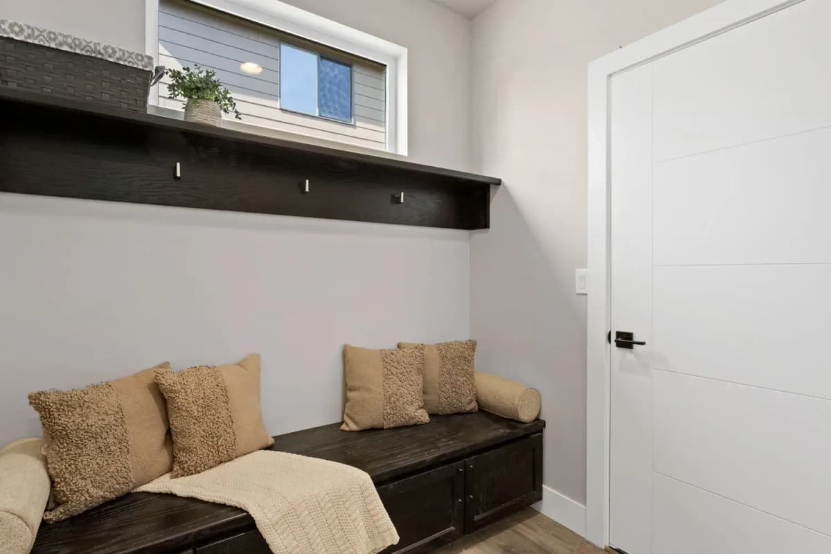 Gallery image 7-2