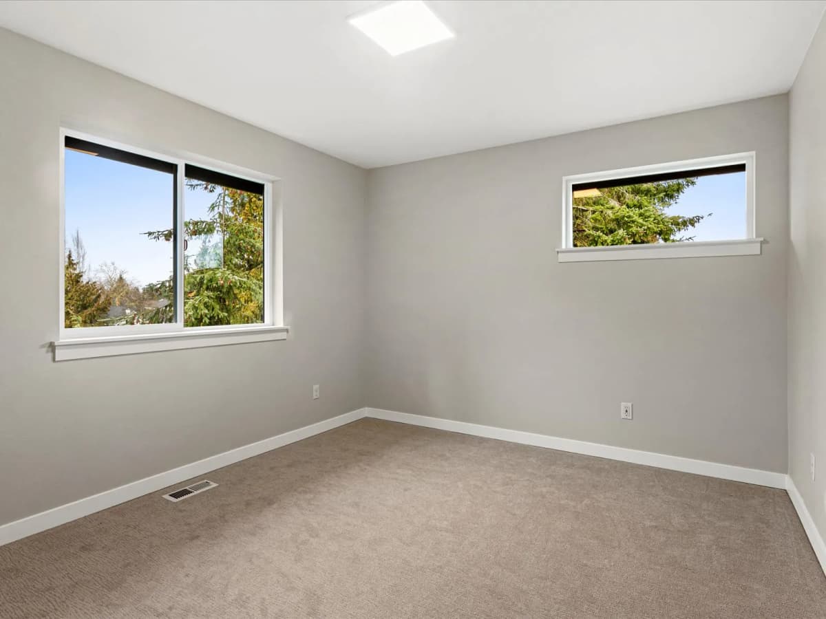 Gallery image 9-0