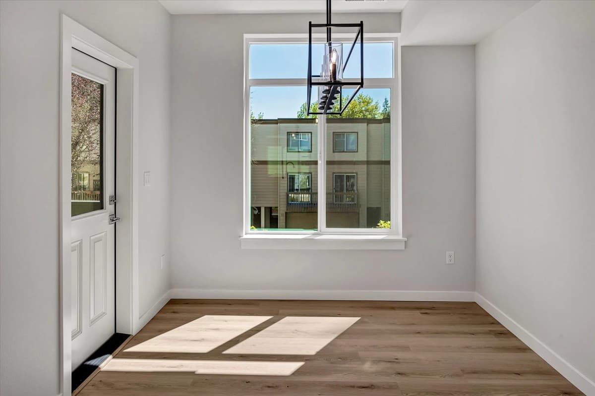 Gallery image 9-0