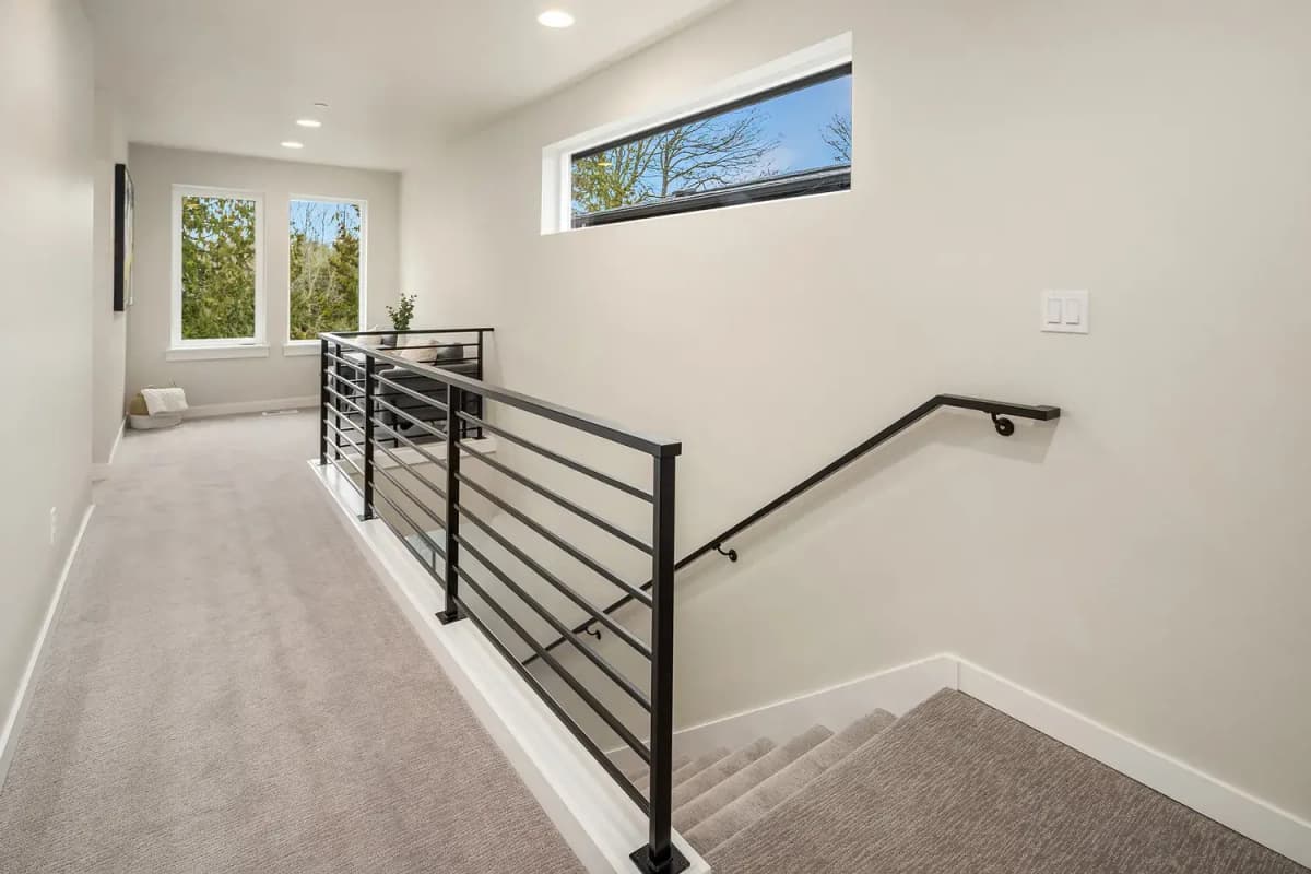 Gallery image 25-2