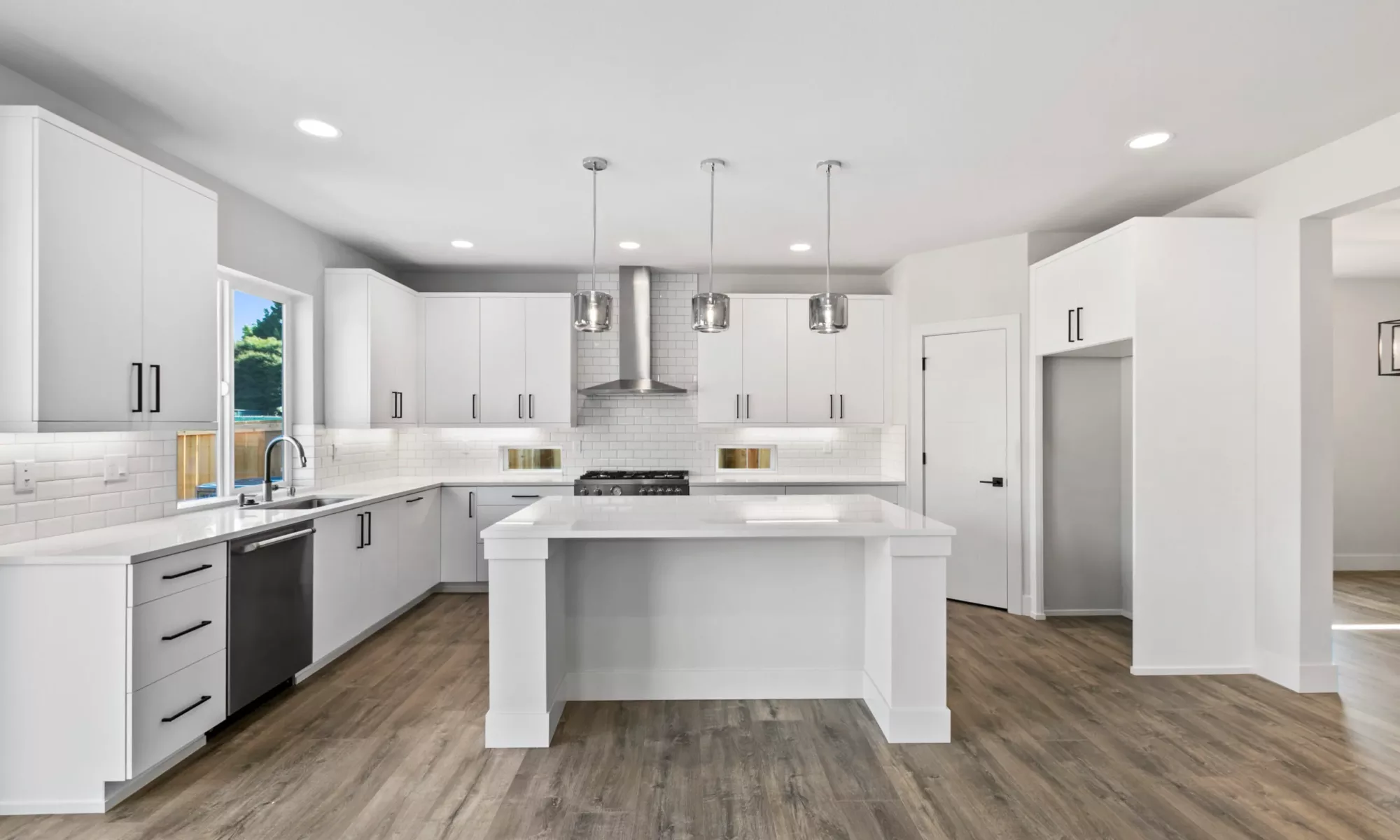 Lotus_Home_Featuredimage-scaled